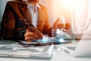 Automação documental aplicada à gestão aduaneira com sistema digital de documentos e processos integrados